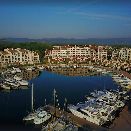 Mon Ecrin Sur La Marina Du Golfe De St Tropez * コゴラン